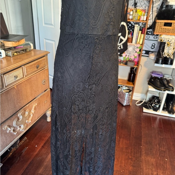 Fab’rik lace maxi dress mini slip underneath criss cross thin straps sexy slit - Picture 8 of 16